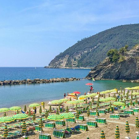 Amazing Apartment In Moneglia With House Sea View 外观 照片