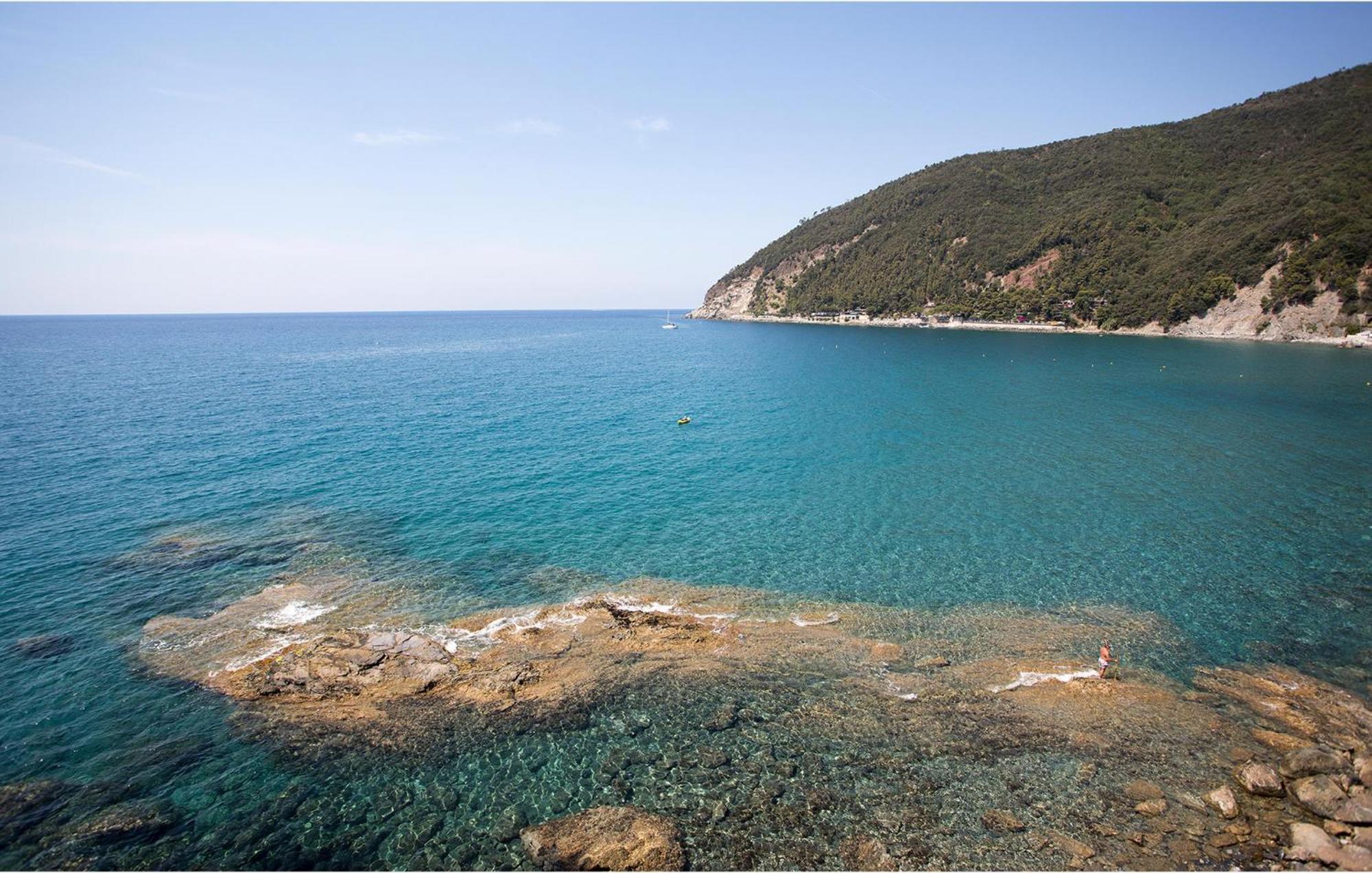Amazing Apartment In Moneglia With House Sea View 外观 照片
